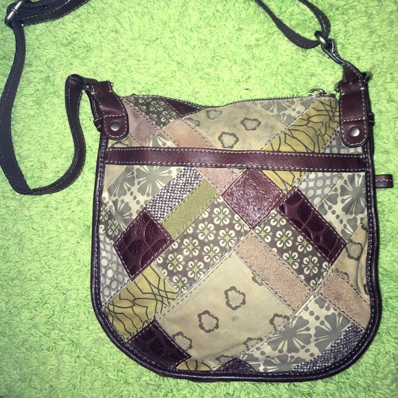 Clearance 🛍 Brown fossil crossbody. - Picture 2 of 7